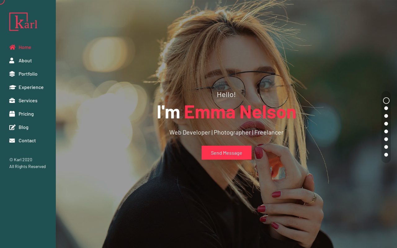 创新设计翻页式个人博客网站html模板