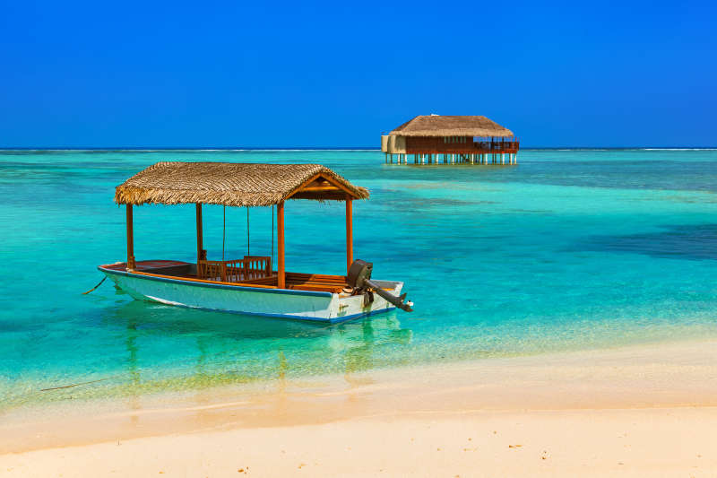 蓝色马尔代夫海滩高清图片下载
